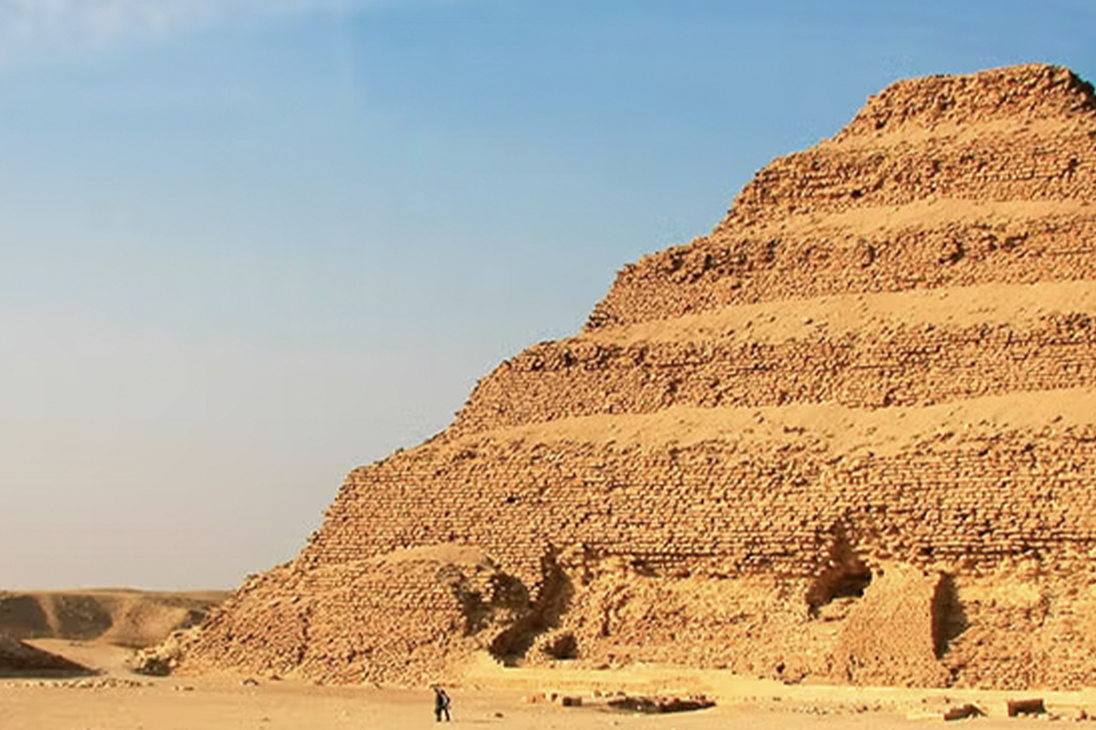 Piramidi di Saqqara<br> <a href="#saqqara-popup">Scopri di più</a>